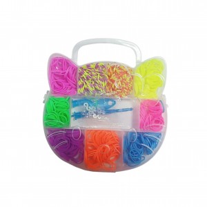 Набор цветных резиночек для плетения браслетов 156шт Набор цветных резиночек для плетения браслетов 156шт