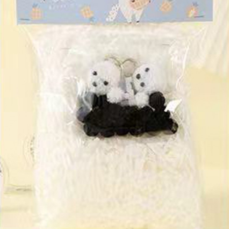 Decor de hirtie pentru cadouri, + pompoane +luminite Decor de hirtie pentru cadouri, + pompoane +luminite