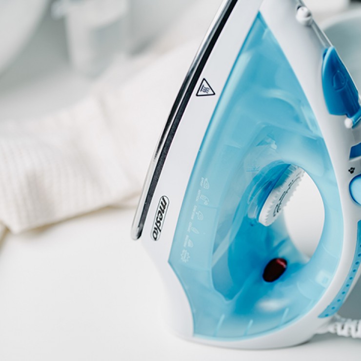 Fier de calcat Mesko 2200W MS5023 Fier de calcat Mesko 2200W MS5023