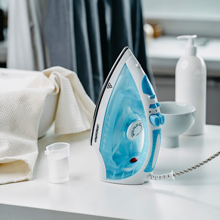 Fier de calcat Mesko 2200W MS5023 Fier de calcat Mesko 2200W MS5023